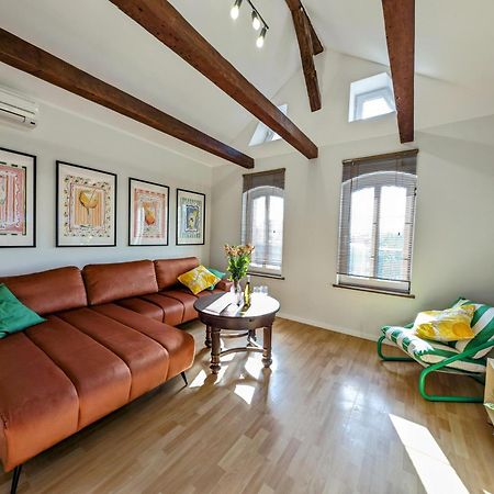 Sunflower Park Apartment เมียนซิดดรอแย ภายนอก รูปภาพ